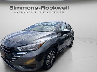 Used 2025 Nissan Versa SV FWD video 1