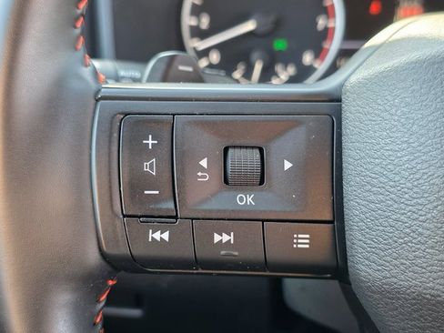 Used 2025 Nissan Rogue SV w/ Rock Creek Premium Package image 25