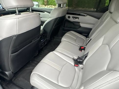 Used 2025 Honda Pilot EX-L image 20