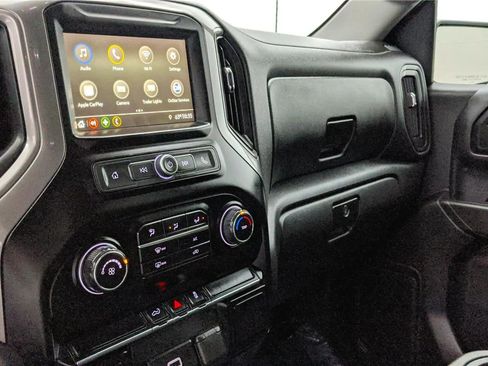 Used 2019 Chevrolet Silverado 1500 Custom w/ Custom Value Package image 22