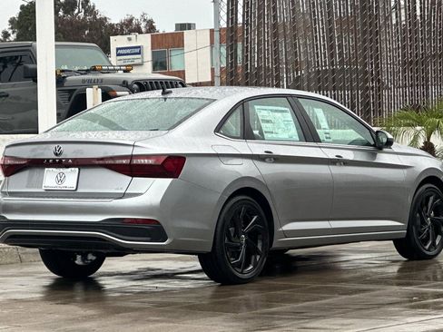 New 2026 Volkswagen Jetta SE image 5