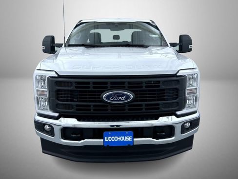 New 2026 Ford F350 XL w/ FX4 Off-Road Package image 2