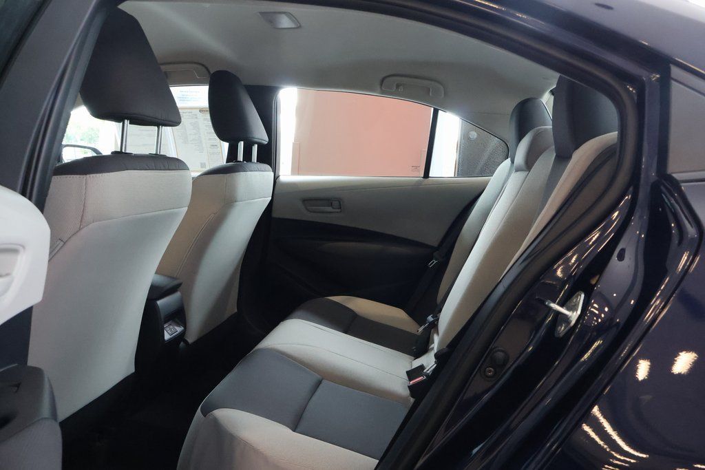 Used 2026 Toyota Corolla LE FWD image 10