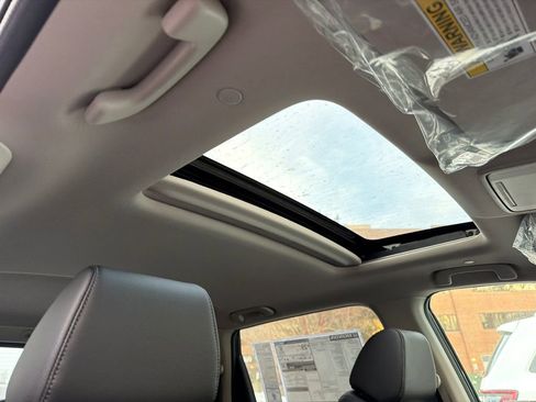 New 2026 Honda CR-V EX-L image 13