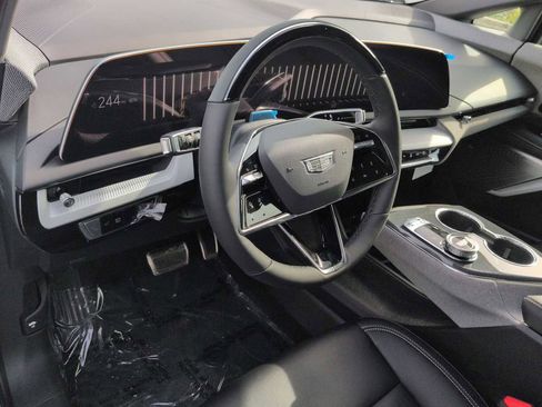 New 2026 Cadillac Optiq Sport 1 image 12