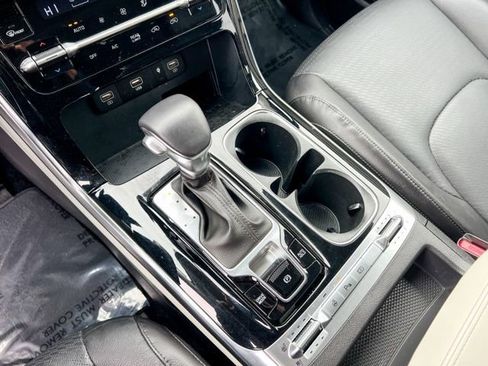 Certified 2024 Kia Carnival SX Prestige image 21