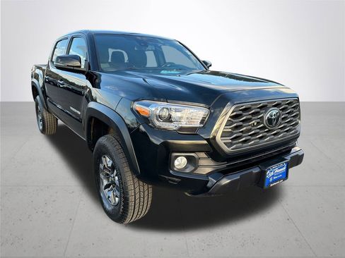 Used 2023 Toyota Tacoma TRD Off-Road image 5