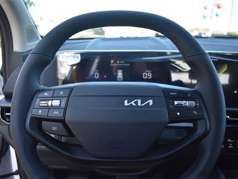 New 2026 Kia Sportage EX image 26