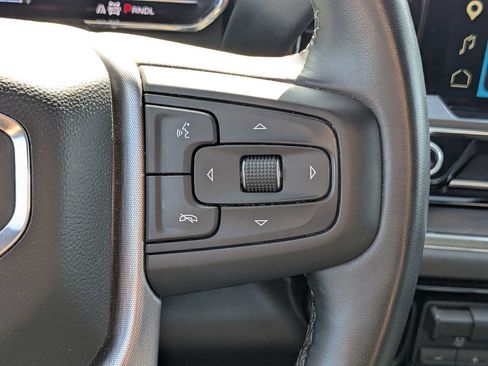 Used 2025 GMC Sierra 1500 SLT AWD/4WD image 26