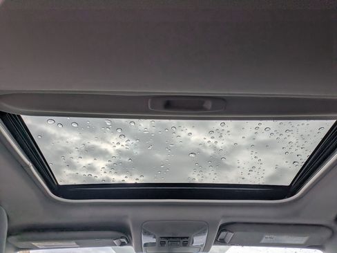 Used 2019 Toyota RAV4 XLE image 28