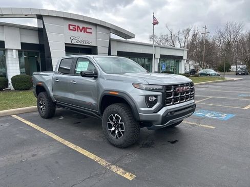 Used 2025 GMC Canyon AT4 w/ AT4X Package image 2