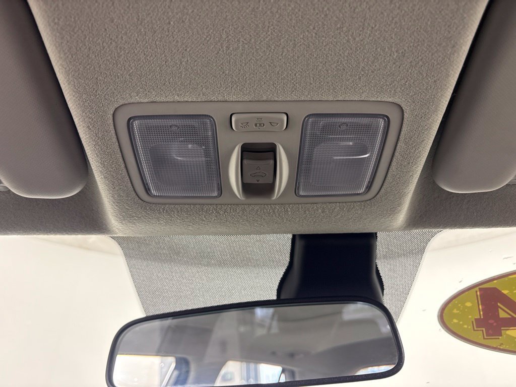 Used 2024 Hyundai Venue SEL FWD image 29