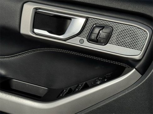 Used 2021 Ford Explorer Limited w/ Equipment Group 301A image 27