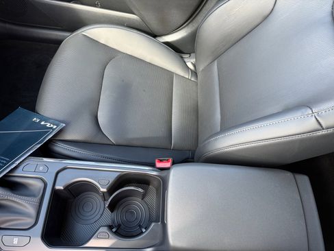 New 2026 Kia K4 EX image 14