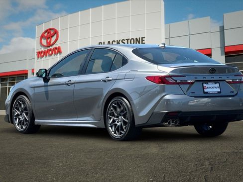 Certified 2026 Toyota Camry SE w/ Convenience Package FWD image 5