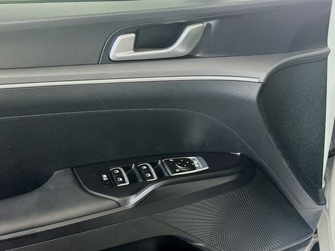 Used 2025 Kia K5 LXS image 15