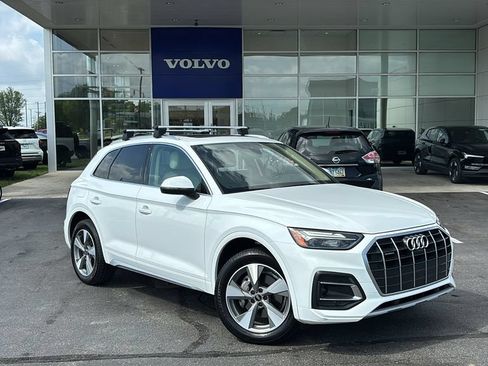 Used 2022 Audi Q5 2.0T Premium Plus AWD/4WD image 2