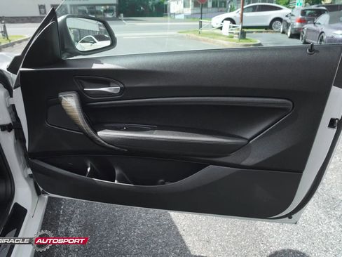 Used 2017 BMW 230i xDrive Convertible image 20