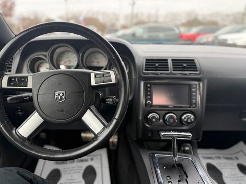 Used 2009 Dodge Challenger R/T image 20