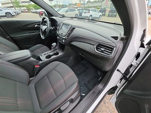 Certified 2023 Chevrolet Equinox RS AWD/4WD image 32