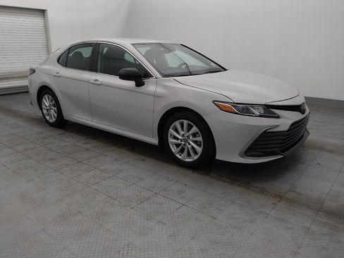Used 2023 Toyota Camry LE image 11