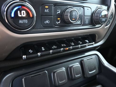 Used 2016 GMC Sierra 3500 Denali w/ Duramax Plus Package AWD/4WD image 23