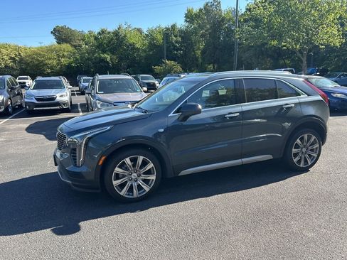 Used 2020 Cadillac XT4 Premium Luxury FWD image 8