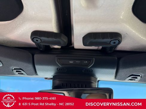 Used 2020 Jeep Wrangler Unlimited Sahara w/ Dual Top Group AWD/4WD image 25