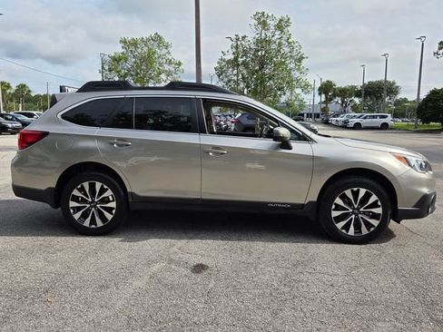 Used 2015 Subaru Outback 2.5i Limited AWD/4WD image 8