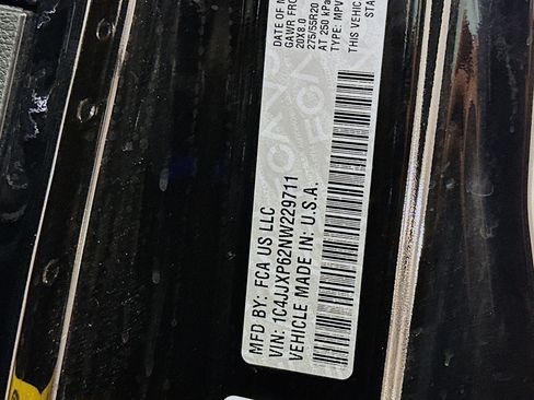 Used 2022 Jeep Wrangler Sahara w/ Cold Weather Group image 12