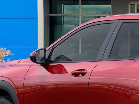 New 2026 Chevrolet Trax LS w/ LS Convenience Package FWD image 12