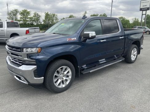 Used 2021 Chevrolet Silverado 1500 LTZ w/ LTZ Premium Package AWD/4WD image 4