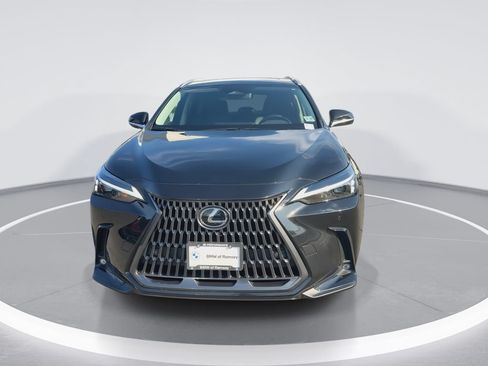 Used 2024 Lexus NX 350 AWD image 3
