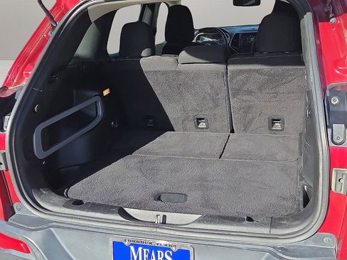 Used 2016 Jeep Cherokee Latitude image 15