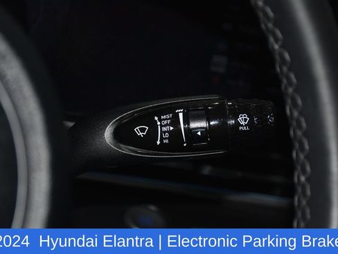 Used 2024 Hyundai Elantra SEL w/ Convenience Package FWD image 14