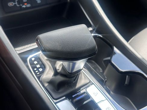 Used 2025 Hyundai Santa Cruz SEL FWD image 34