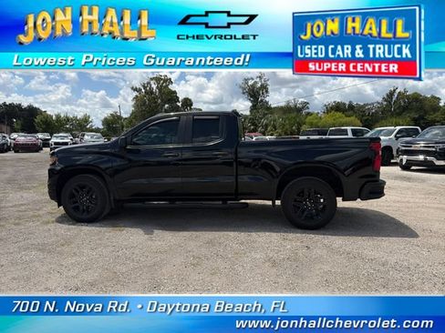 Used 2024 Chevrolet Silverado 1500 Custom w/ Turbomax Blackout Package RWD image 4