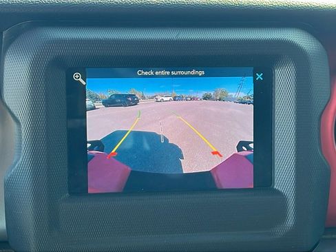 Used 2021 Jeep Gladiator Willys image 23