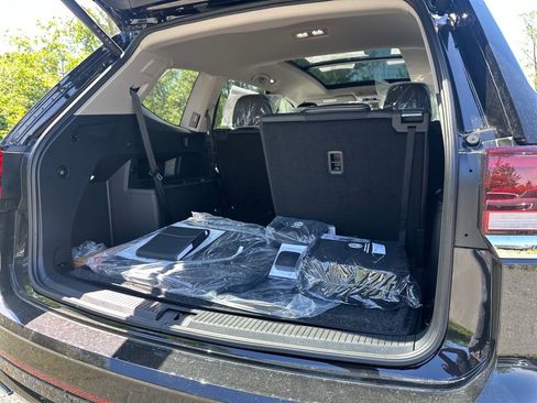 New 2026 Volkswagen Atlas SEL Premium R-Line AWD/4WD image 19