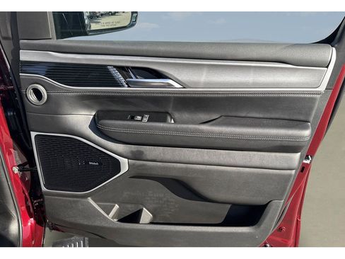 New 2026 Jeep Grand Wagoneer Limited image 28