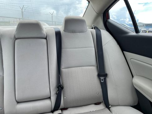 Used 2025 Nissan Altima 2.5 SV FWD image 37