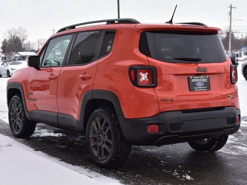Used 2016 Jeep Renegade 75th Anniversary image 10