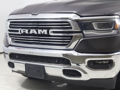 Used 2019 RAM 1500 Laramie image 50