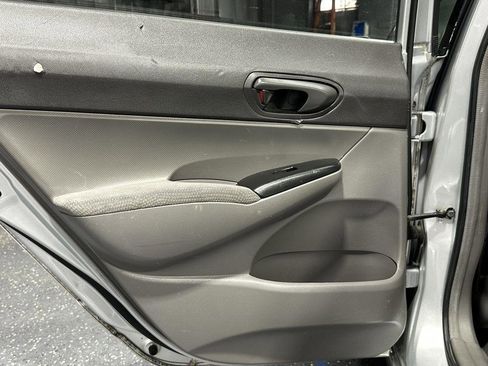 Used 2009 Honda Civic DX-VP image 20