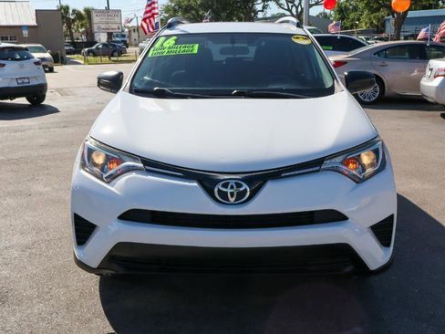 Used 2016 Toyota RAV4 LE FWD image 9
