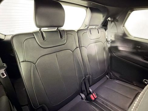 Used 2022 Jeep Grand Cherokee L Overland w/ Luxury Tech Group IV image 31