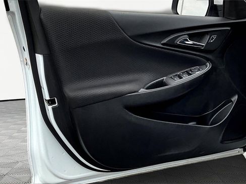 Used 2024 Chevrolet Malibu LT image 23