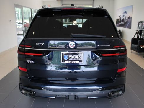 Used 2023 BMW X7 xDrive40i w/ Executive Package AWD/4WD image 26