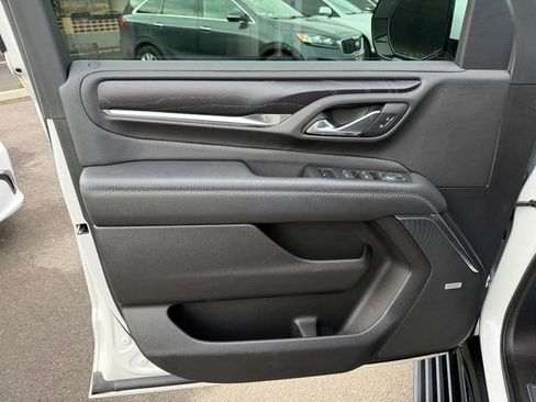 Used 2021 GMC Yukon Denali w/ Denali Ultimate Package image 13