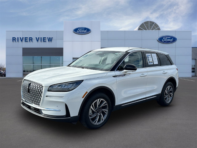 Used 2023 Lincoln Corsair AWD w/ Equipment Group 101A image 3